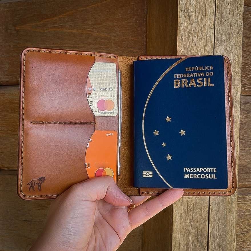Porta Passaporte de Couro Savana